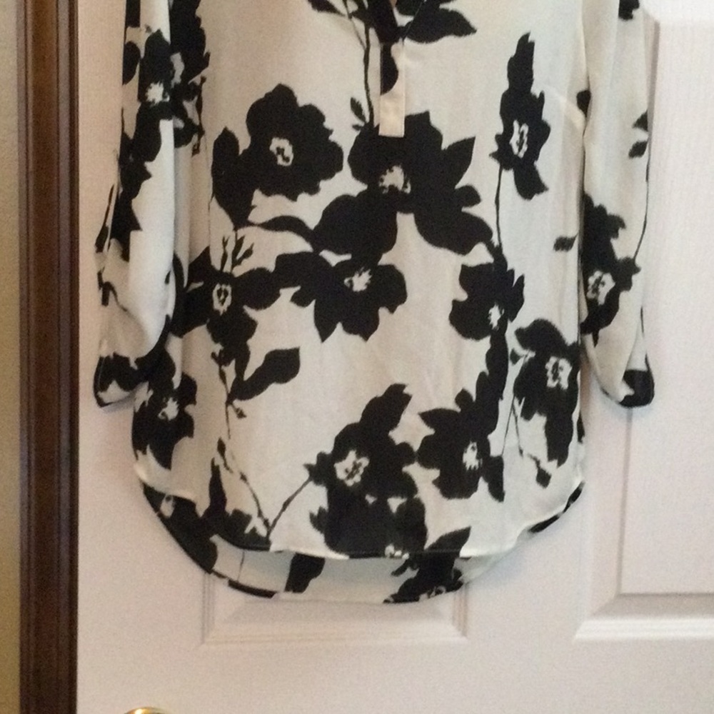 Danielrainn Blouse - Picture 3 of 8